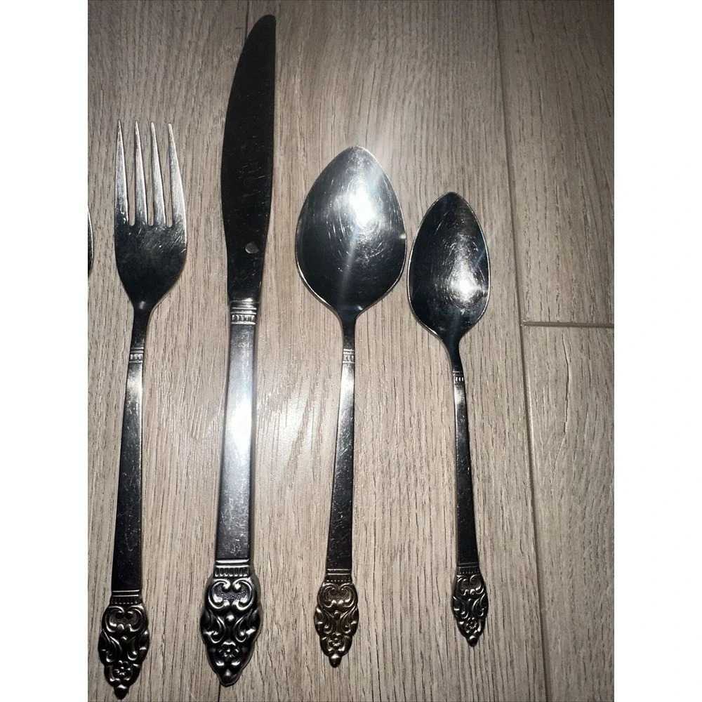 5 Pc Oneida Community NORDIC CROWN Deluxe Satin‎ Place Setting Stainless